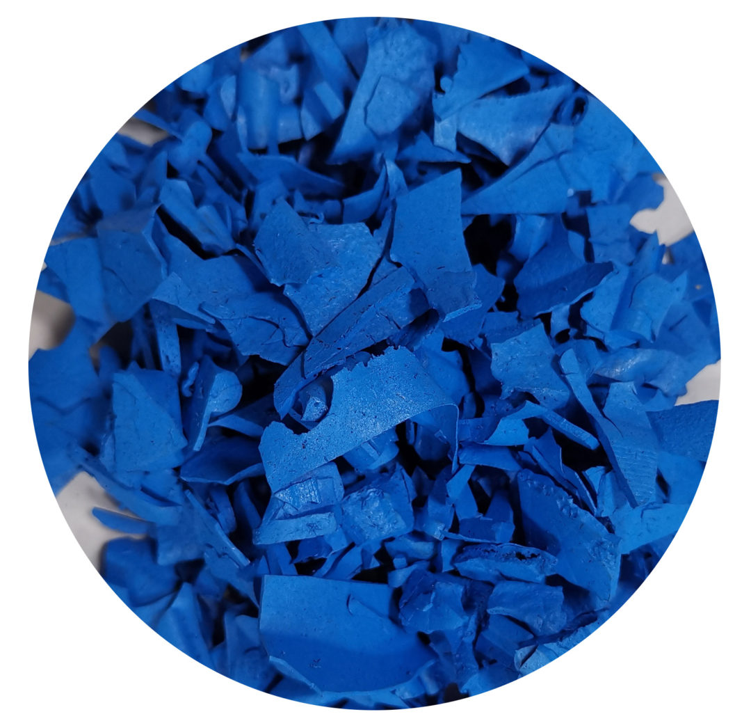 Idées d'écorce de caoutchouc bleu pour les parterres de fleurs de jardin