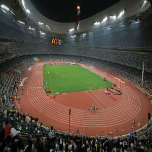 stade avec piste d'athlétisme