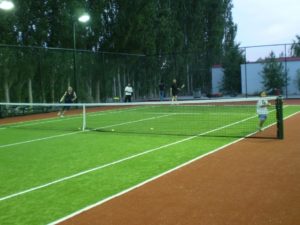 Tennis bicolore in sintetico